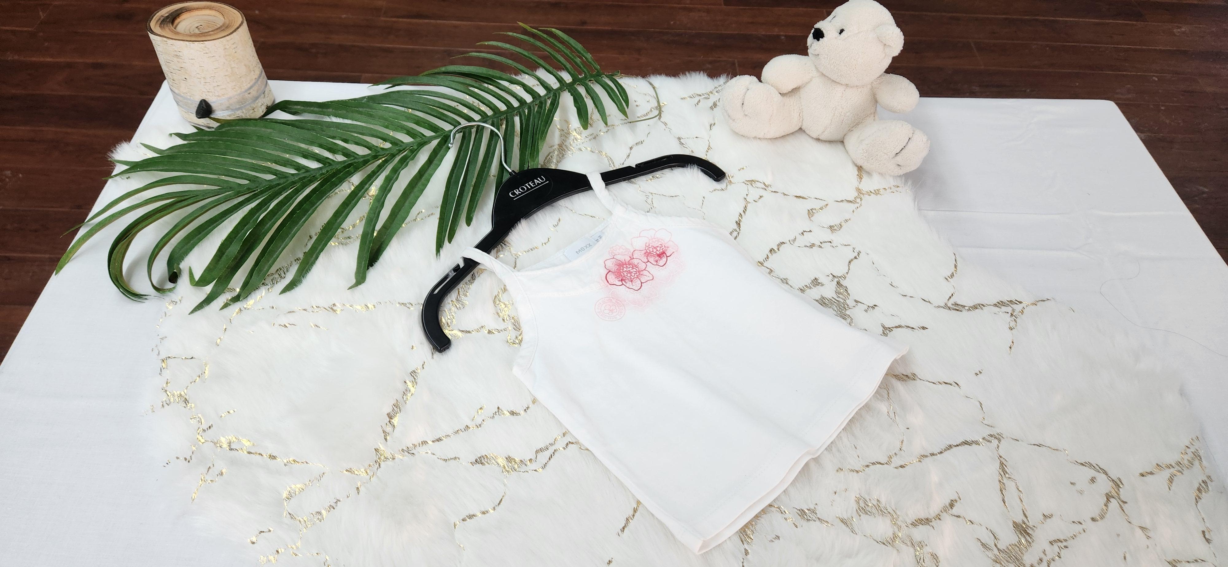 3 à 6 mois pour fille